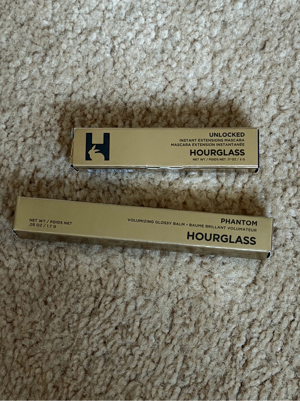 Hourglass Makeup Mascara and Lip Stick